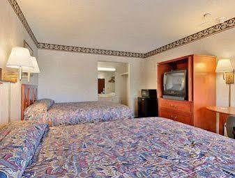 Rodeway Inn Leesburg Chain Of Lakes Esterno foto